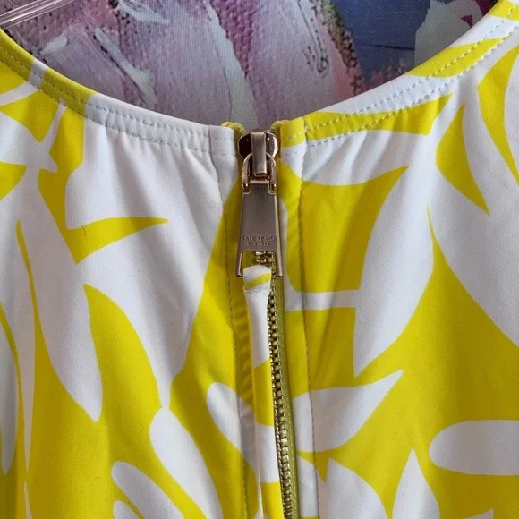 NWOT Kate Spade Yellow Floral Long Sleeve Swimsuit Sz XS - Picture 4 of 5